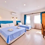 게스트하우스 St. Nicholas 4*