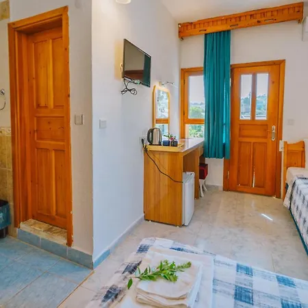 St. Nicholas Πανσιόν