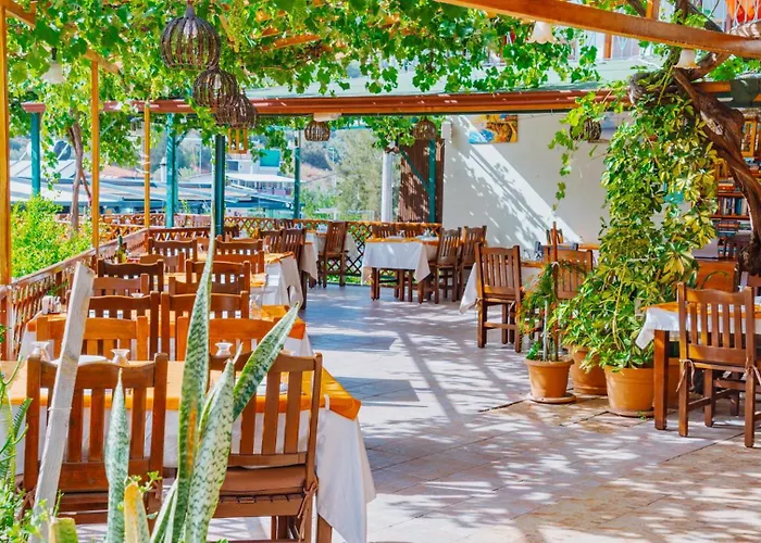 圣尼古拉斯膳食公寓酒店 招待所