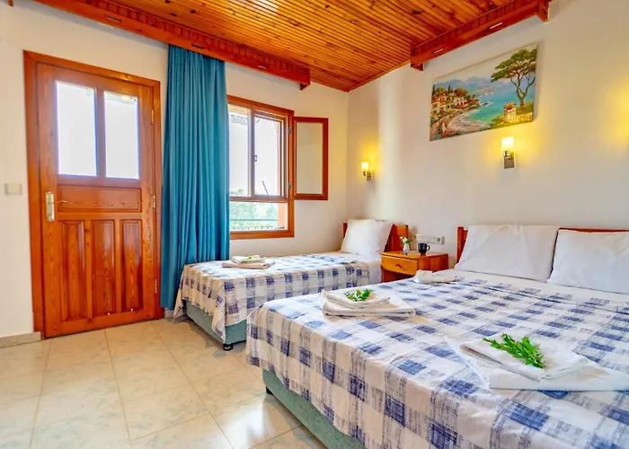 圣尼古拉斯膳食公寓酒店 4*