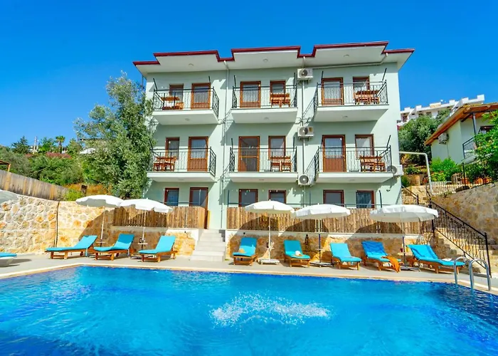 圣尼古拉斯膳食公寓酒店 4*