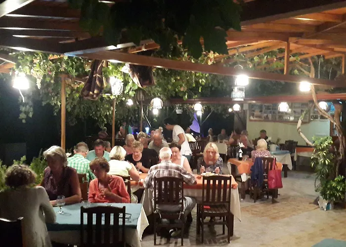 招待所 圣尼古拉斯膳食公寓酒店