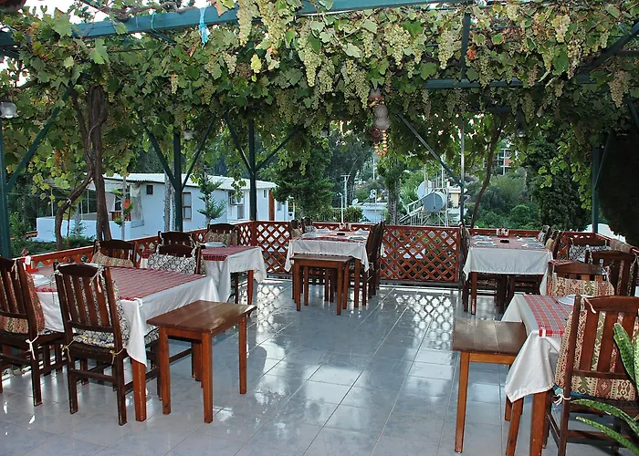 圣尼古拉斯膳食公寓酒店 招待所